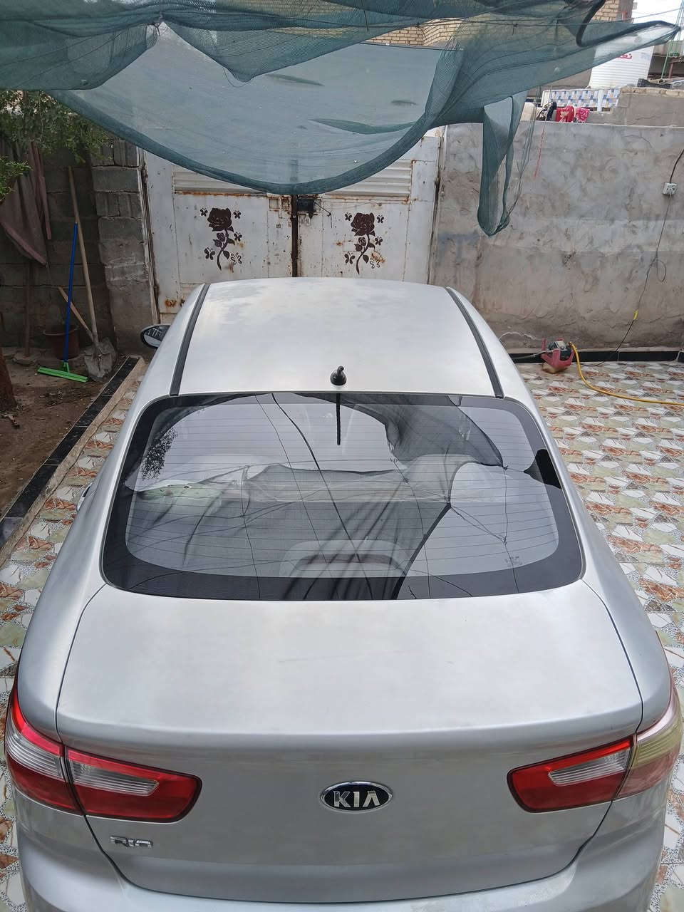 كية ريو للبيع موديل 15 كربلاء دولي بسمنه السنوية 28 هزه جديدة مكينه وگير مكفول بيه  دحجات بسيطه مكفوله من الصبغ تبريد تدفة وي السويچ  السيارة جديدة معنه الكلمة مكان السيارة بابل القاسم رقم الهاتف *********** السعر 88 وبيه مجال قليل  باقي التفاصيل اتصل وتدلل.
