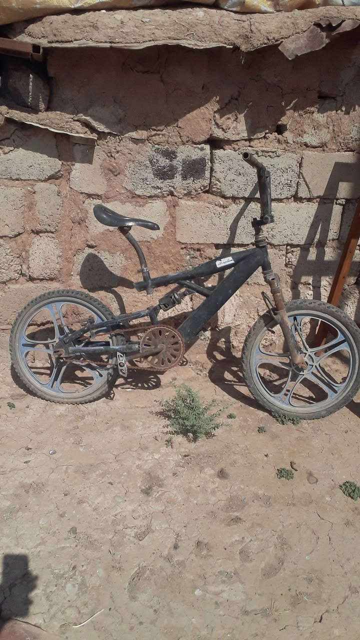 السلام عليكم موجود بايسكلات العدد٣السعر كلهن ب50الف


**إذا كنت صاحب هذا الإعلان وتريد حذفه لأي سبب، رجاءا أرسل رسالة إلى الدعم الفني**