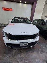 كيا سورنتو  موديل 2024 بانو روما  كشن كهرباء  تبريد قطعتين شاشة ماشية3...