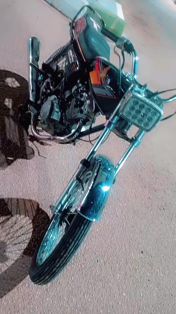 درجة للبيع تايكر موديل 2022وراق اصولي  حربي كلشي شغال محرك ينقر. اتنقر شرط هندر السعر 350وبيها مجال بيع مستعجل ***********
