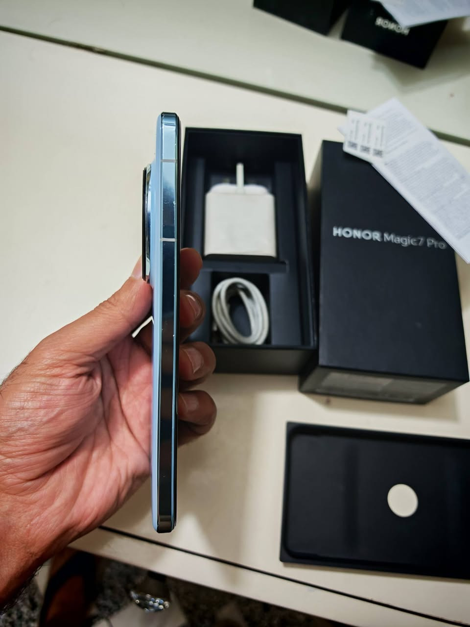 السلام عليكم
ماجك 7 برو ...512.. 12 
سعره 820 ألف بغداد 
***********
