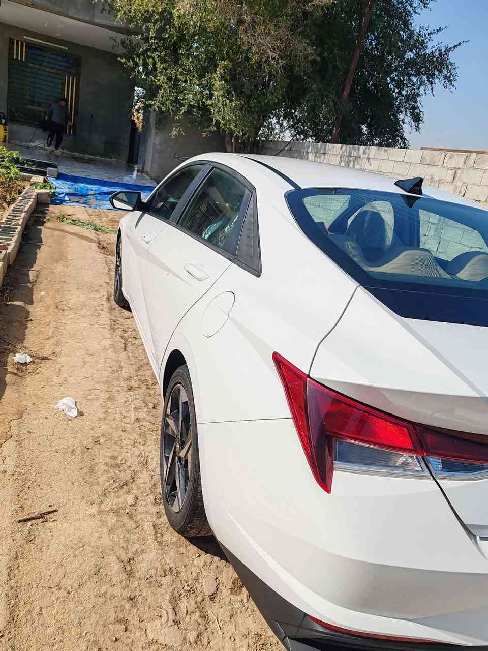 بسم الله الرحمن الرحيم
النترا 2023 وارد امريكي لون أبيض رقم أربيل بأسمي سيارة بيها قطعتين صبغ باب سكن وجاملغ الأمامي الأيمن سيارة ظرر بسيط بدون دواخل اريد مراوس بيك اب واريد فرق محتاج سعرها 157 ورقة هذا رقمي ***********
