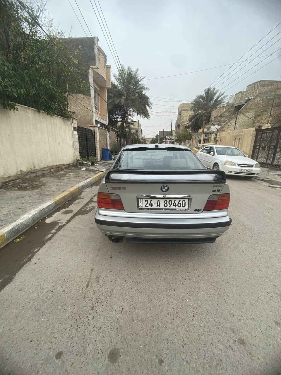السلام عليكم E36 السيارء جاهزه من كلشي بس تبريد نقص فقط والباقي كله شغال تخم تاير جديد باتري جديد مكينه وكير مكفول السعر 45 وبيهه مجال الرقم ***********
