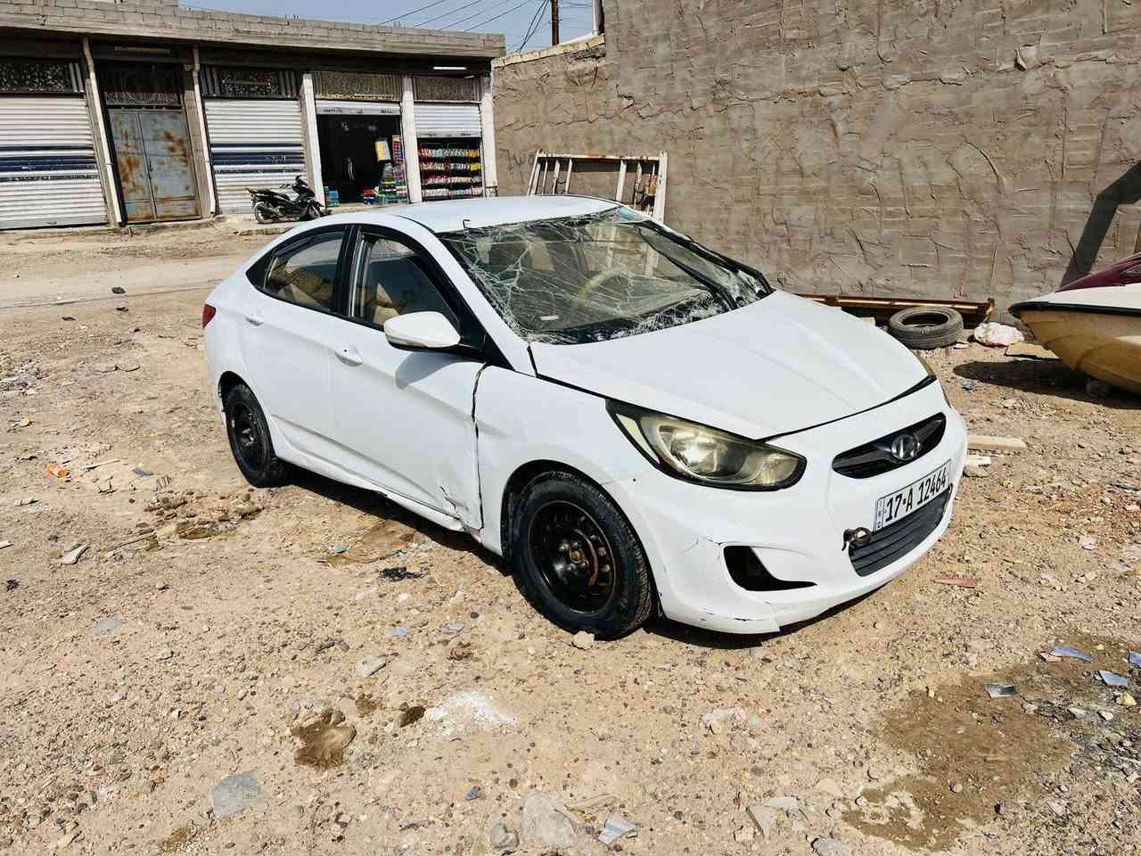 سلام عليكم للبيع هونداي اكسنت موديل 2012خليجي رقم المثنى انكليزي مشروع وطني إخوان سيارة تعرضت لحادث طخه كما موضحه بلصور ابيع على وضعهه سياره شغاله وتمشي مكينه 1600 كير مكينه شواصي لغود مكفولات مكان السيارة بغداد سعر مناسب غير متواجد ع فيس
الاستفسار ***********
