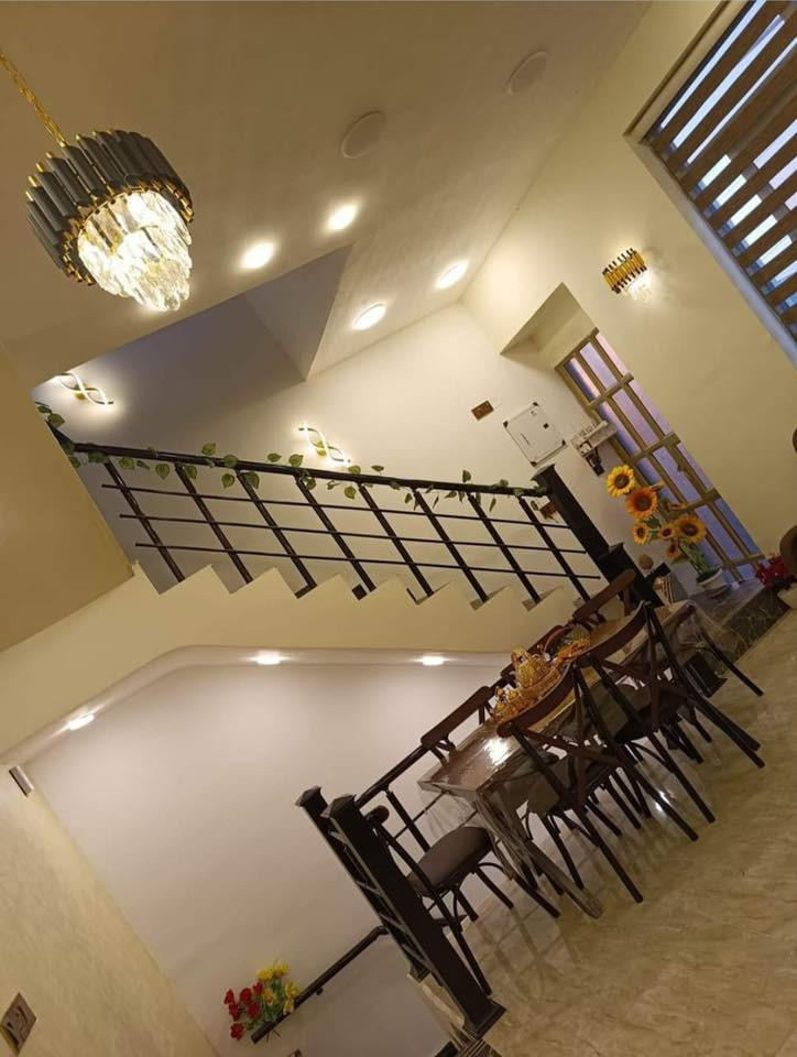 بنايه للبيع حديثه مساحه 50. م الدوره البعيثه شارع عريض منطقه سكنيه الوارد الشهري 950الف قابل للزياده مجمع الحليم سند 25 سعر مناسب جدا جدا للاستفسار ***********
