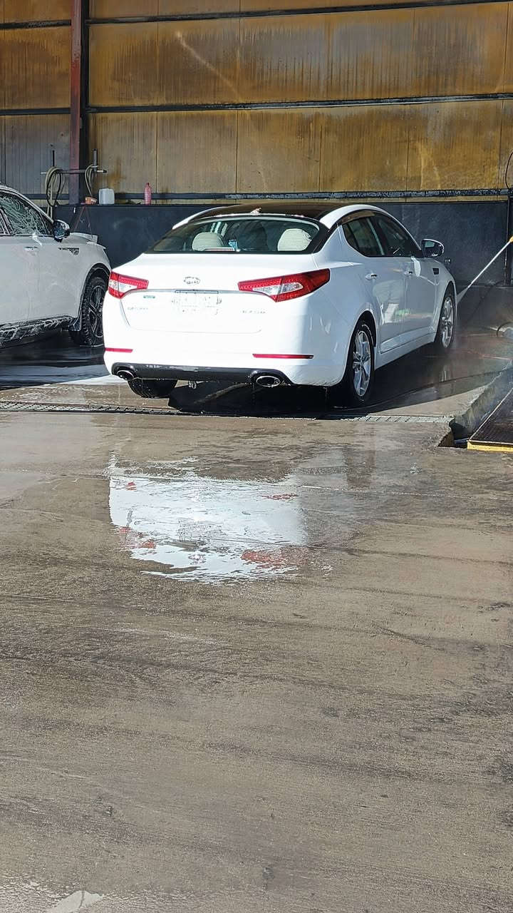 للبيع  او مراوس .كيا اوبتيما ٢٠١٢ امريكي فول sx
محرك ٢٠٠٠ تيربو  رقم صلاح الدين مميز بيها قطعتين بونيد فقط رش وجاملغ الايمن صبغ بيها بارد مكانات بصمه سلايت كشنات كهرباىيه جلد تبريد تدفىه كامره خلفيه مواصفات حلوه صدر حداديه تمام  ترايها للبصره بنزبن صرفها قليل بدون دوانص اي بنزين تاخذ سعرهها 115$
للتواصل 
***********
