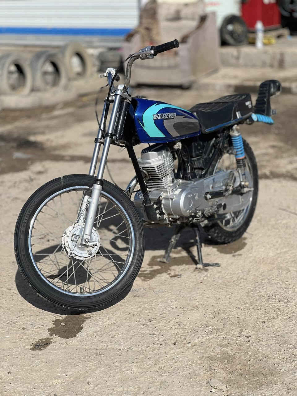 السلام عليكم اقرة المنشور عدل ..!
دراجة نامة بلاد مو تعمير بلاد وكليها نوار مديل ٢٣
الدراجة كاملة غراضهة كاملة بس مخليها حربي الدراجة برغي مامفتوح بيها تجي تفحص وتشوف السعر مليون و200 وبيها مجال مكان دوانية حولي الخصيمة عرصات حيدر حجي هندي 
*********** شراي بيك خير ودلل تشلع عيوني مو شراي لأتعبني فدوة اروحلك ✅
