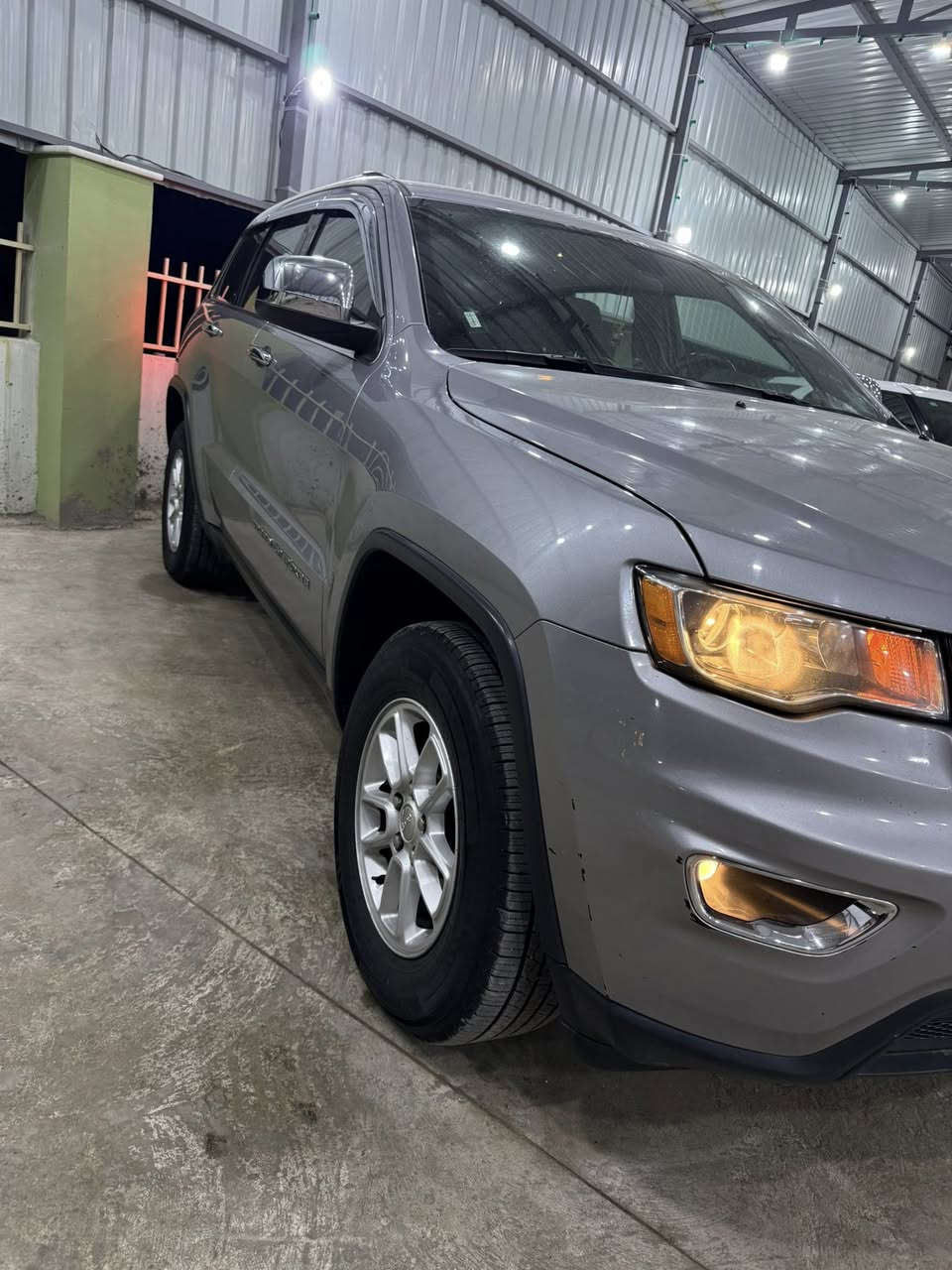 جيب 2018 كلين بيع او مراوس
السيارة كفالة عامة من الغرق ومن الصبغ والتعديل والبارد والصبغ والتكحيل وكلشي حتة تقرير كار فاكس داكهة 
موصفات عادي رقم ديالى هزة وسنوية ورقم جديد وباسمي 
العنوان جديدة الشط قرب مرور الحسينية 
السعر 236$ وبيهة مجال 
***********
