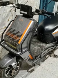 دراجه شحن سعر 700  ارهاق فقط ب بطاريات   نضيفه درجه عاليه   راسني واتس...