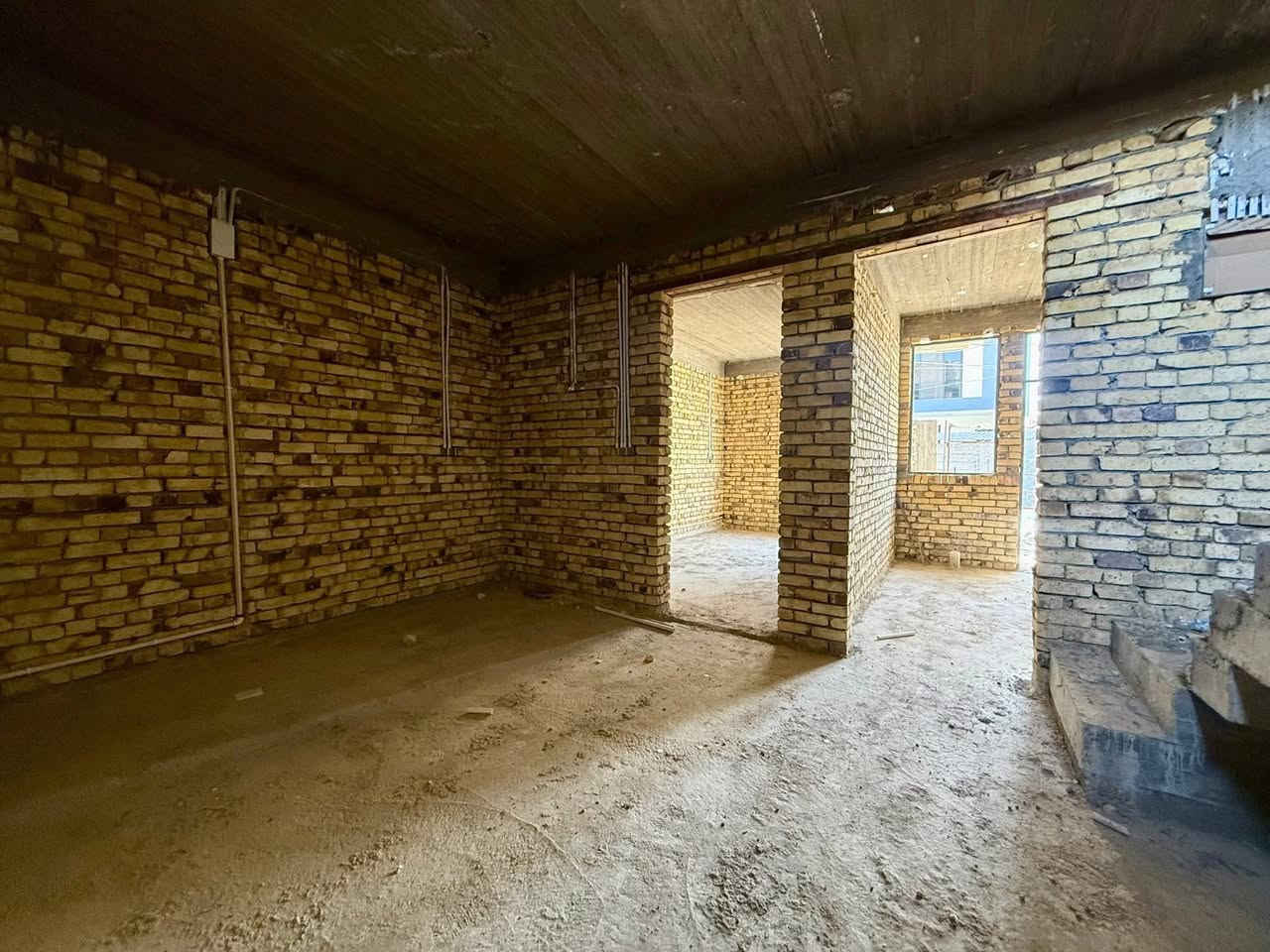 🏡هيكل للبيــــــــــع طابــو زراعــي 

فـٓــــي  نـــادر الـــثانـــيه حي الزيتون
________________
المساحـــــة //125م واجهه 6.25
________________
🧱تفــاصيــل  بناء درجى اولى البيت كامل وجاهز 
غرفـــــه عدد 3 وصالــــــــــة وهـــــــــــول ومطبــــــــخ   #ومجـمــــــــع صحــــــــيات  عدد 3داخليـــــة وخارجيه ومنـــــــــــاور وطارمه.
_____________ 
_______________
للاستفسار مـراسلـه الــصفحه او زيـاره     #مكتـــــــــب🏗️🧱 ورق الـــزيـــتون🧱
#الكائــــــــــن
فـــي نـــادر الـــثانـــيه شـــارع عفـتــان حــــي الزيــتـون ___________________________________
 علي حسين📲***********  واتساب
___________________________________
ياسر الكعبي *********** واتساب
