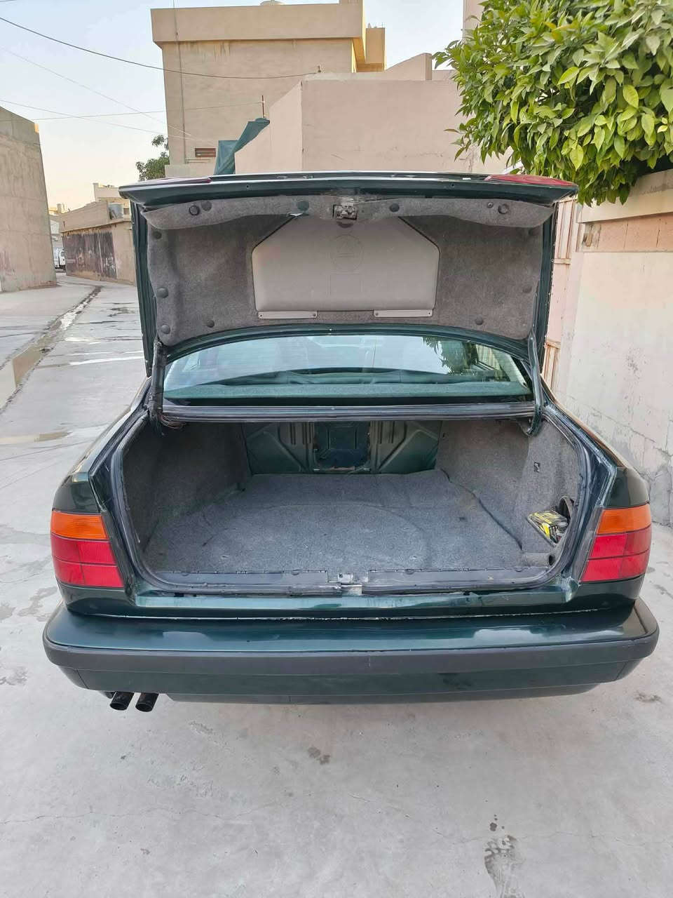 سياره BM 525 
موديل 1991
صبغ عام جمالية ، تبريد ثلج ❄️، جام كهربائي ⚡️، حجر 🧱 صالنصا ، تخم طايات جديدة🆕 ، بجم عريض، صدر مضبوط  ، دينار مصرف مابيها ،رقم  الماني اربيل 
سعر73 مجال قليل شراي يخابر ، مامتواجد ع مسنجر
*********** كركوك, العراق
