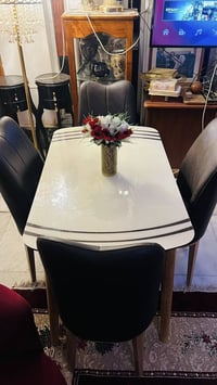 🧿﷽ 🧿 ميز طعام جديد ب200 مكان حي البنوك 07783325670