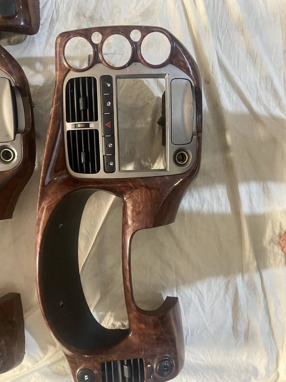 السلام عليكم 
زبائننا الكرام 

وصل حديثا. صاج دشبول بنكو ٣ حديث وقديم
نظافه فووول الفول 

العنوان // بابل - الحمزة الغربي 
واتساب 

***********
يوجد خد مة توصيل 🚚 
لجميع أنحاء العراق العظيم
