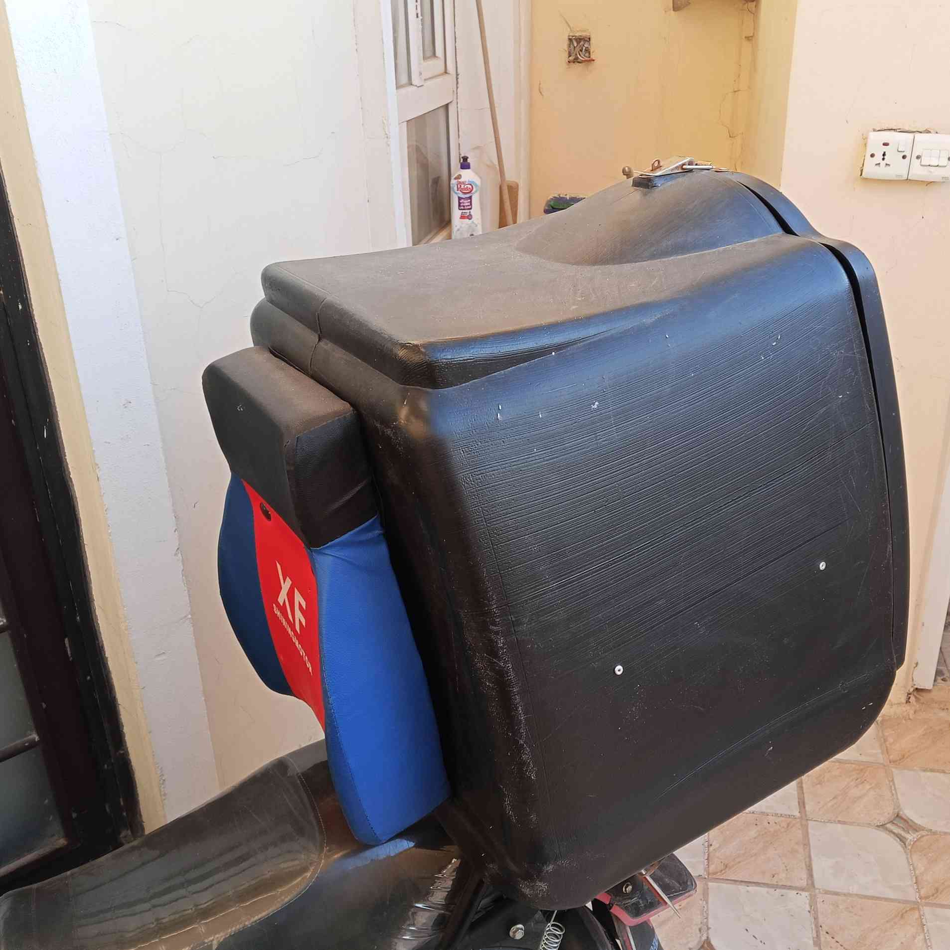 السلام عليكم جنطه دلفري حجم كبير لبيع
رقم ***********
