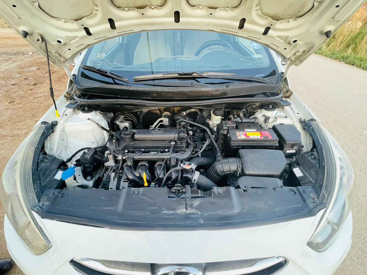 اكسنت 2017 للبيع 
خليجي رقم سليمانية السيارة بأسمي  السعر 120$ ورقة و بيها مجال 
المكان ديالى بعقوبة تقاطع القدس
 
*********** موجود واتساب 
غير متواجد على الفيس
