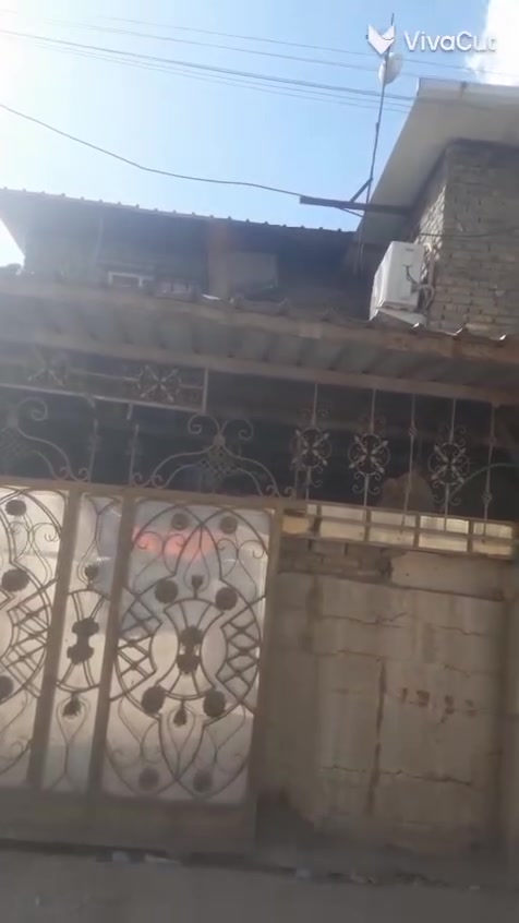 السلام عليكم هذا بيت للبيع مساحته 150م لبيت طابقين الطابق الأول بي غرفه نوم واستقبال وصاله وسط البيت وطرمه كبيره ومطبخ حار ومطبخ بارد والطابق الثاني 3غرف نوم لمنطقه الاستكشافات قرب سيطره وليد ابو الكص سعره 75 وبي مجال للتواصل مع هذا الرقم ***********
