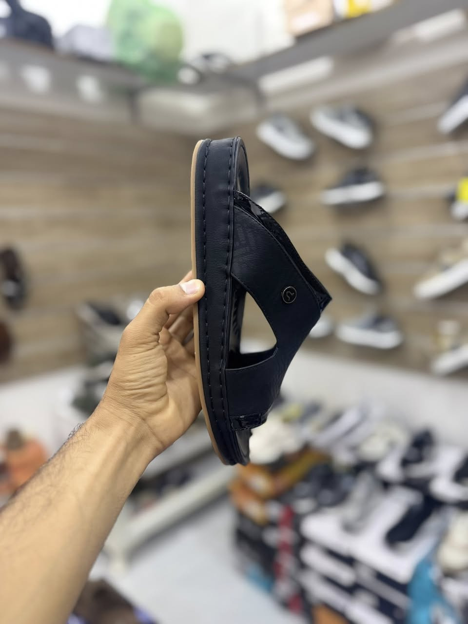 جديد شحاطة رجالي طبي خفيف 📦🔥
القياس من ٤١ الى ٤٦

السعر ١٥ 

الشرقاط شارع الطبيب فرع الاحذية بالقرب من ابو صدام مجاور ابو عمر للبالة محل حمودي الجغيفي وحياكم الجميع


**إذا كنت صاحب هذا الإعلان وتريد حذفه لأي سبب، رجاءا أرسل رسالة إلى الدعم الفني**