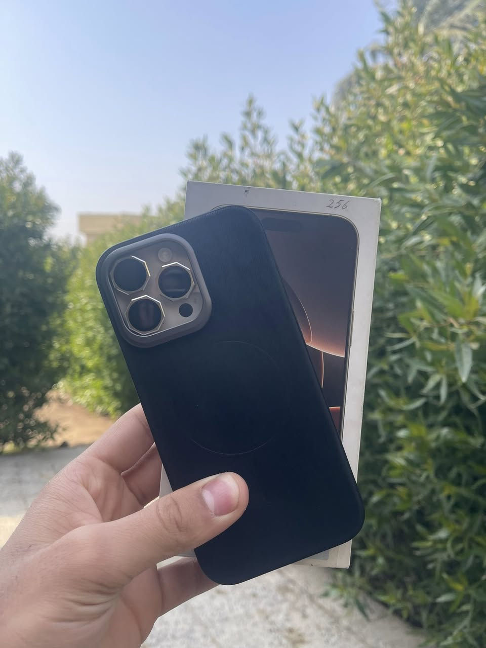آيفون 16 برو ماكس ذاكرة 256 بطارية 98 السعر 1375 بيه مجال قليل 
*********** بغداد بوب الشام
