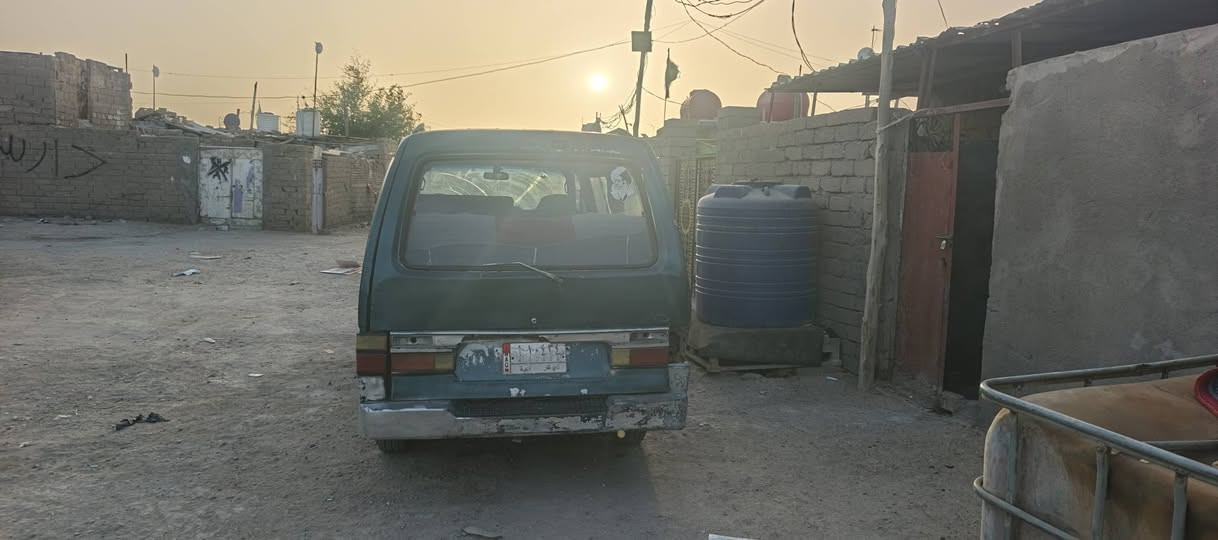 كيا بستا للبيع رقم ذي قار وكاله عامه من الوكيل شواصي مقفوله ماكينه جير سعر خاص العنوان الناصريه المدينه  ***********
