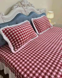 فرشات نفرين ونفر حسب الطلب ألي حابه تحجز تراسلني ع هذا الرقم 078116722...