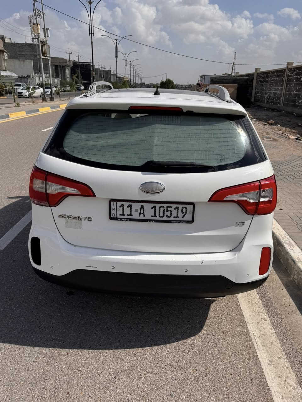 السلام عليكم سورنتو 2014 كويتي 6 سلندر  كفاله ماعده بارد شبر بل جاملق الامامي رقم بغداد جديد فول مواصفات  
السعر 180$ وبيها مجال 
***********

