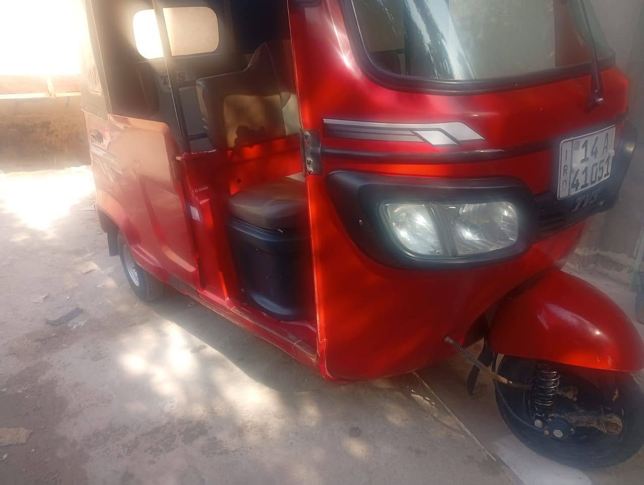 تكتك موديل 22 طالعه 23 رقم وسنويه تكتك نضيفه كدامك بيه بس طكه بصيطه وره سعر 8500 مكاني تنومه ***********
