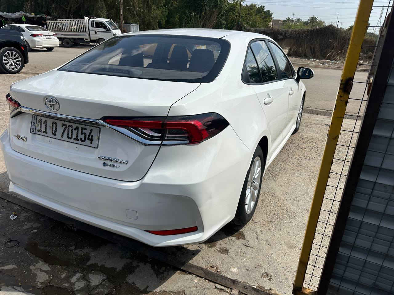 السلام عليكم
كورلا هايبرد 2024 شكل الخليجي 

ماشية ١٣،٠٠٠الف كيلو

المواصفات:

فتحة سقف 

بصمه 

قطعتين تبريد 

شاشه

كامره خلفيه 

رادار امامي 

وهواي مواصفات 

السياره بيها طخه بسيطه بل جاملغ الامام عكس سايق وراجع بارد فقط امام الباقي كفاله عامه 

السعر ١٤٨$ وبيها مجال بسيط 

 
للاستفسار ؛***********
