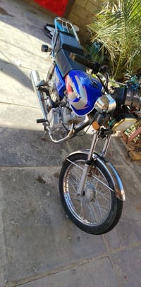 إسلام عليكم دراجه للبيع 5كير الدراجه سيفان الشراي يجي خاص  الموو شراي ...