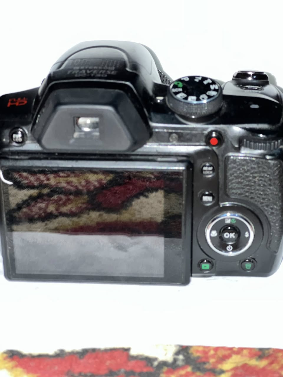 السلام عليكم هاي الكامره للبيع عدسة ثابته
 +مستخدمه قليل كلش الله شاهد  + كارتونه 
+ شاحنه + بطاريته جديد يشهد الله + حزام 
وشاشه قلاب + والسعر مالته ب100 قفل


**إذا كنت صاحب هذا الإعلان وتريد حذفه لأي سبب، رجاءا أرسل رسالة إلى الدعم الفني**