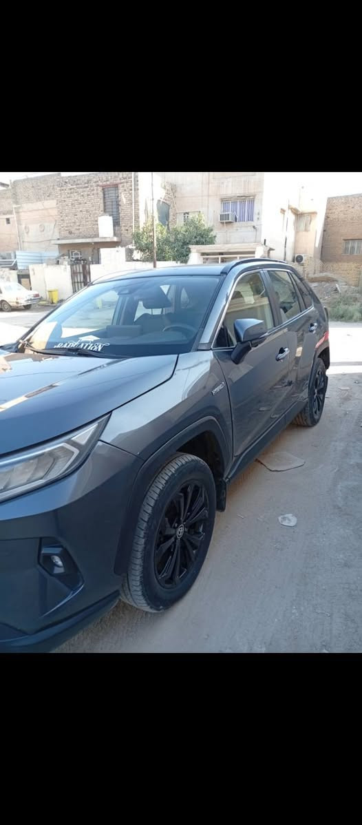 سياره راف فور 2023  هايبرد فول لفول سياره جديده ياباني اصل خليجي محور شركه  سعر 180ورقه ***********@
