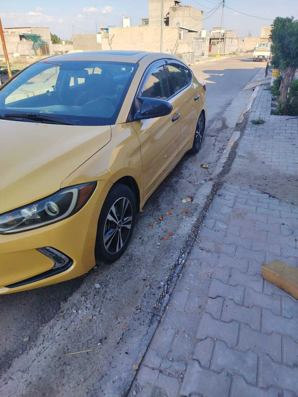 سلام عيكم الانتره موديل ١٨ كامل موصفات بصمه فتحه بسمي مصفره هيه غرمات سعر ١٢٠ وبيه مجال او مروس*********** عنوني بغداد
