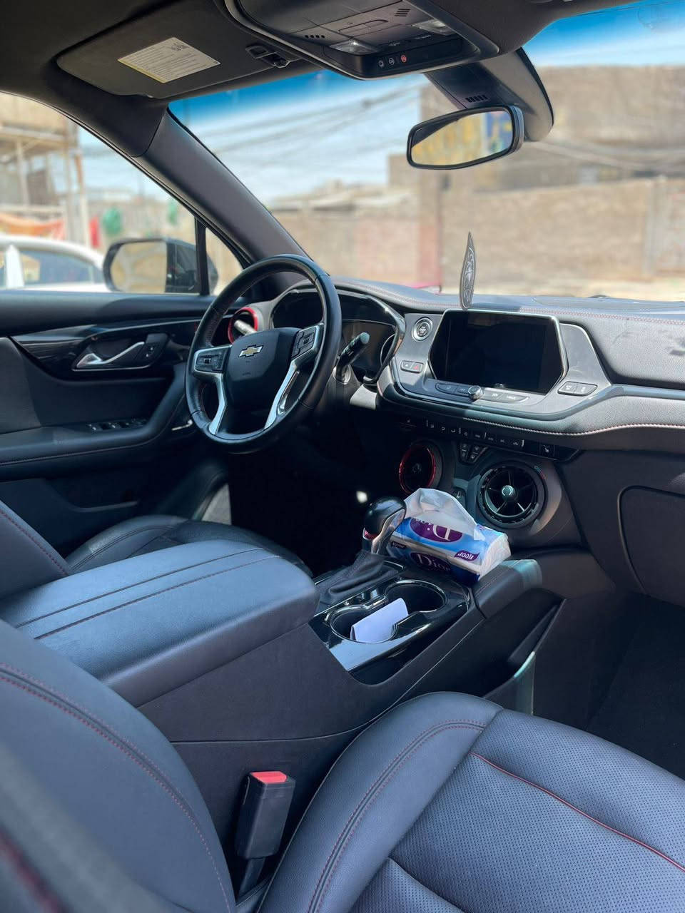 سلام عليكم
🟢Chevrolet Blazer RS. 2022🟢

حجم المحرك 6سلندر 

🔴المواصفات:

بصمة تشغيل
بصمة أبواب
تشغيل عن بعد(Remote Start)
رادار امامي (تحديد مسار) 
رادار خلفي (تحذير من الاصطدام)
شاشة كبيرة لمس
حساسات خلفية+ كاميرا
مانع انزلاق+ABS
منافذ AUX+USB
Auto Start اوتو ستارت 
Auto Stop اوتو ستوب 
مثبت سرعة
تحكمات استيرن 
هاند بريك بصمة
كشنات كهرباء سايق وراكب
وضعيات قياده 
عادي وثلجي وسبورت
وبقية المواصفات المعروفة

🔴السعر 175 وبيها مجال لبيع مستعجل 
🔴(العنوان/ نجف-كوفه)
للتفاصيل اكثر اتصال
‏ ***********
