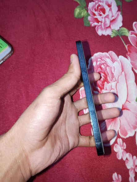 من رخصه الادمن السلام عليكم
ايفون 12 برو ماكس نضيف جدا جدا نضافه M 
البطاريه 87 جهاز نضيف مثل ماتشوفون بس مبدل شاشه تفصيخ اصليه بلادي مال ايفون 12 برو ماكس ثاني وضهر بي فطر شويه 
تفاصيل ***********
