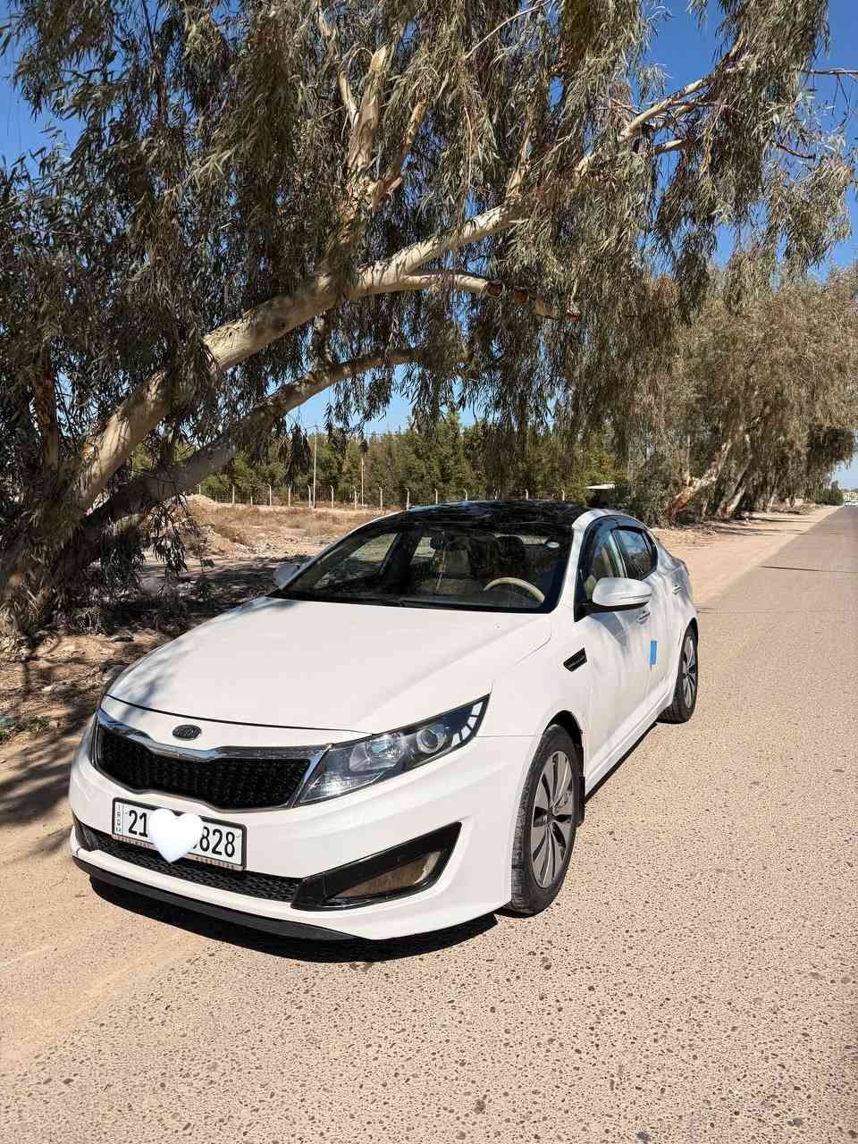 سلام عليكم
1 كيا اوبتما موديل 2011 خليجي 
2 مكينه 2000 دوش كير 6 نمر 
3 سيارة باسمي تحويل ثاني يوم رقم سليمانية دولي
4 فول مواصفات ما عدا البصمة دك جرس وره ال 120 
5 قطعتين صبغ + بارد خفيف
6 مكان السيارة شمال بابل الاسكندرية 
سعر 115 وبيها مجال 
الاستفسار على الرقم 
***********
