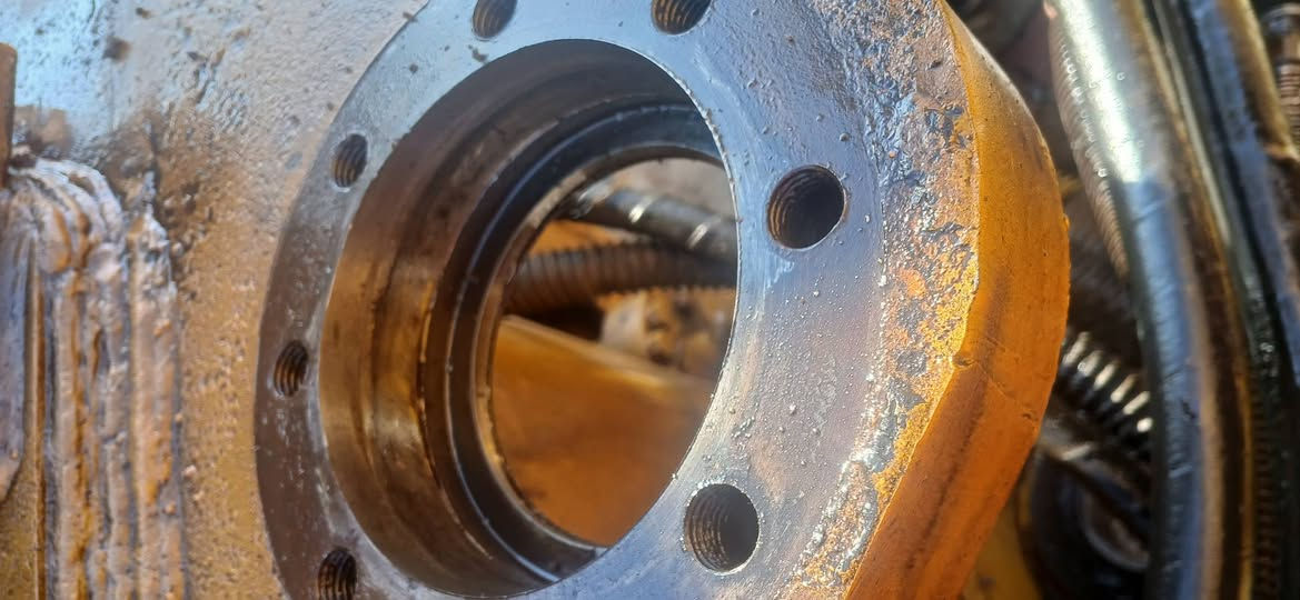 حسن الفيتر ***********
*********** 
تم تجفيت صينيه شفل كوسكي
 بفضل من الله
فيتر جميع الشفلات فيتر متنقل
الجميع مكان في بغداد واطرافه 
تجفيت محركات+برك   وحداده صدر 
تجفيت صينيه جميع الشفلات
