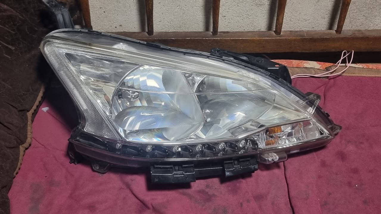 لایت بەگلایت سەنترە شەریکە ***********
