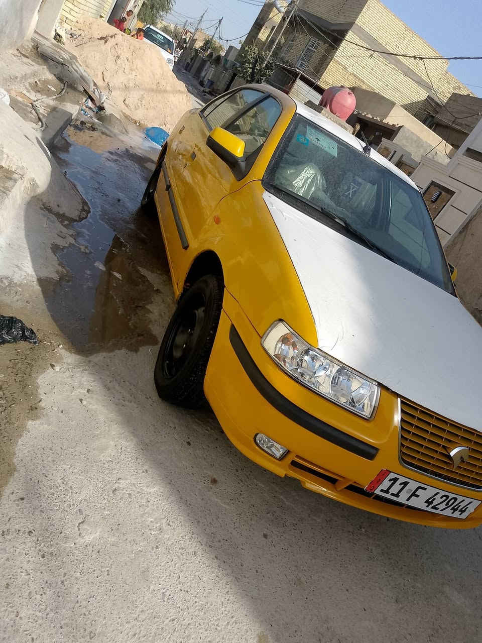 السلام عليكم
سيارة سمند وديل (2012 ) سيارة كفاله ما عنده البنيد طاير 
كير و مكينه مكفولات لا تبخير صدر خلفي و امامي كله جديد هئيه و غرامات مصفرات باسمي ثاني يوم ادور ( المكان بغداد البلديات) الرقم الهاتف متواجد عل فيس (***********)
