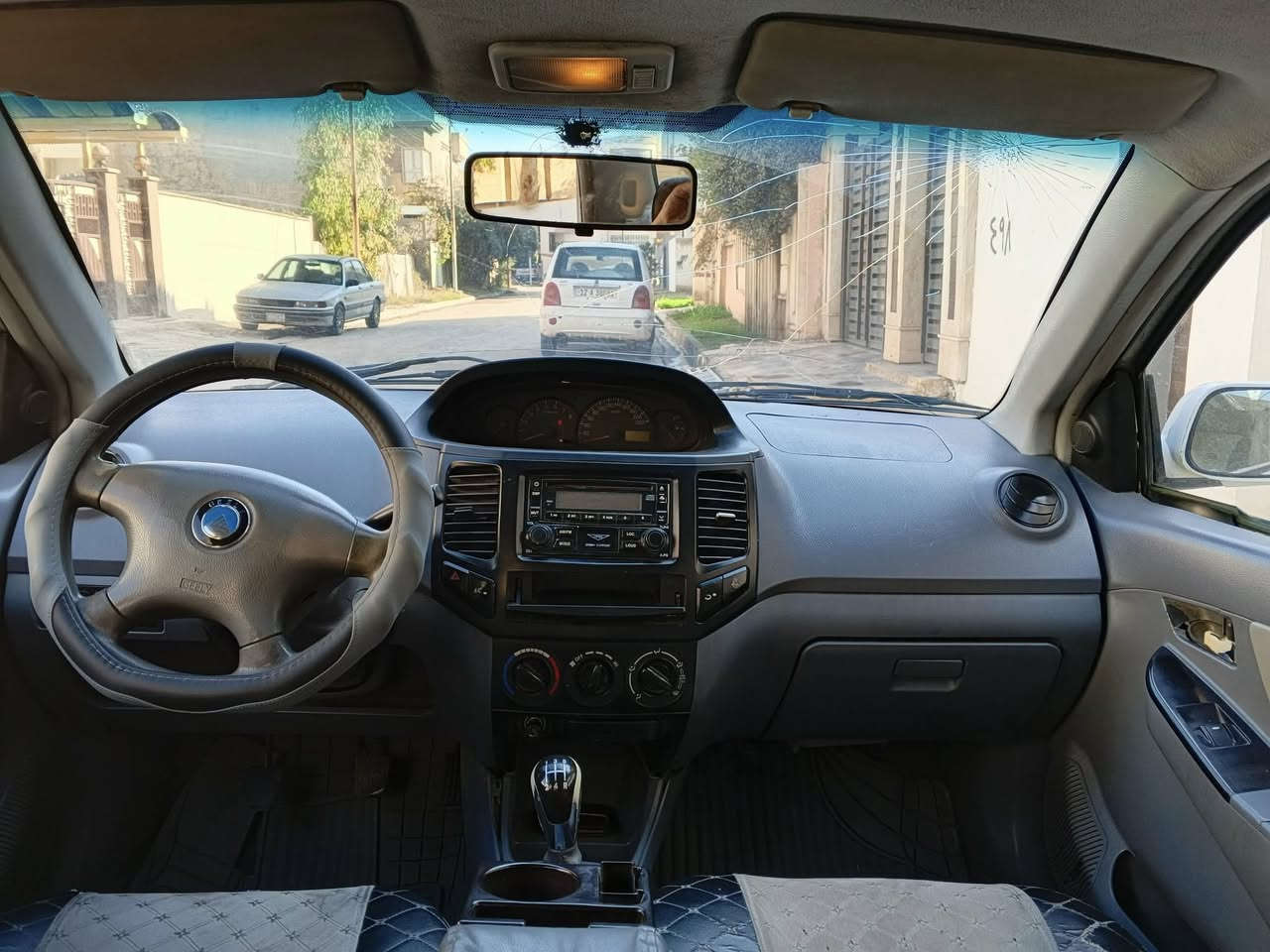 بسم لله الرحمن الرحيم سلام وعليكم للبيع جيلي ام كي مديل 12 رقم نينوئ شرط التحويل محرك كير شرط بدون صبغ سياره نضيفه السعر 44 وبيها مجال الاتصال *********** واتساب
