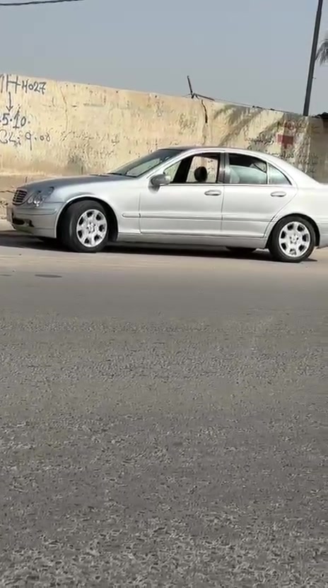 مرسيدس مديل 2000 مصبغه عام سنويه وهزه جديده ***********
