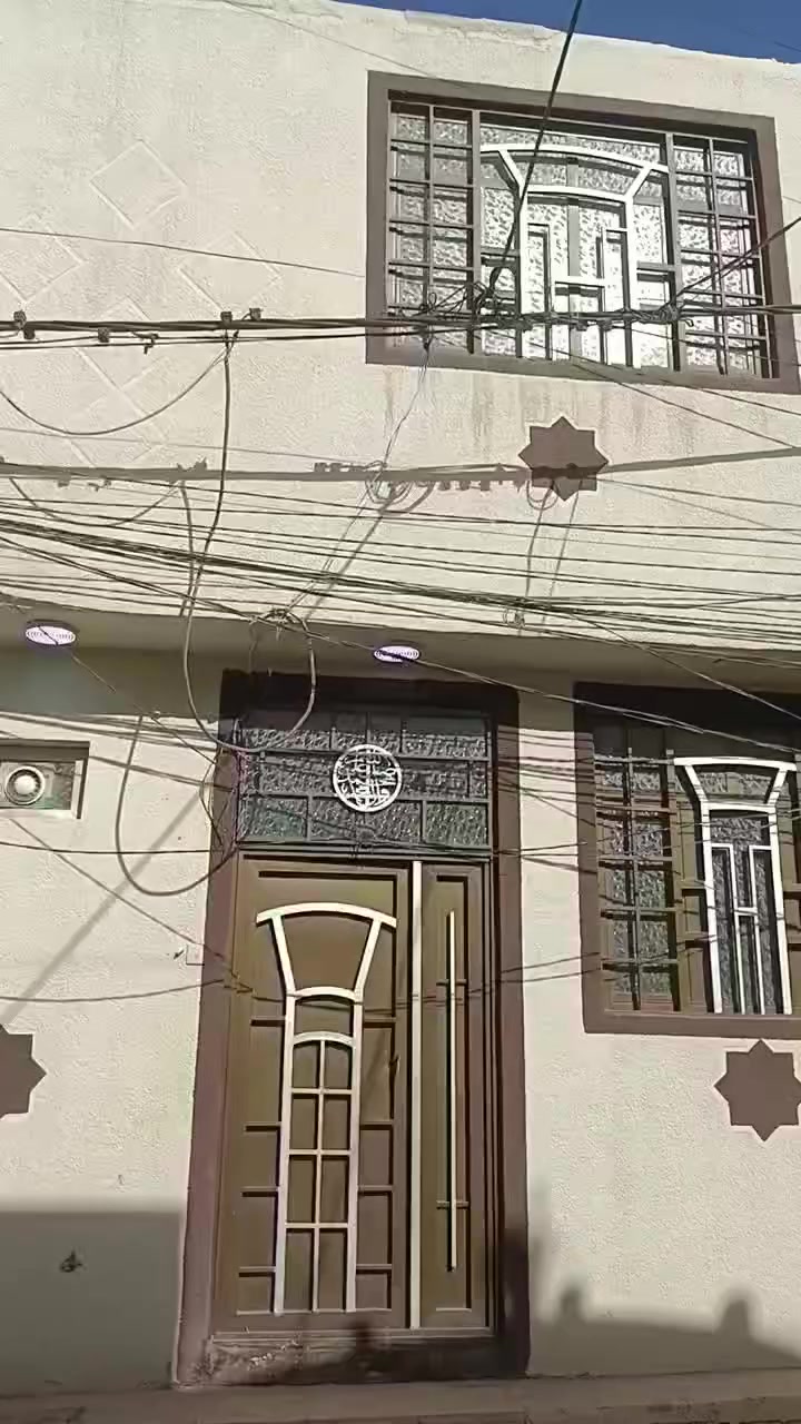 السلام عليكم
كربلاء المقدسه
بيت للبيع المساحه 50 
بيت طابق ونص واجهه خمسه 
بيت سعر 65 وبي مجال بسيط 
بيت جديد وحلو حي المثالي قرب مستشفى كفيل قرب اسواق برتقاله 
للاستفسار رقم الهاتف او واتساب ***********
