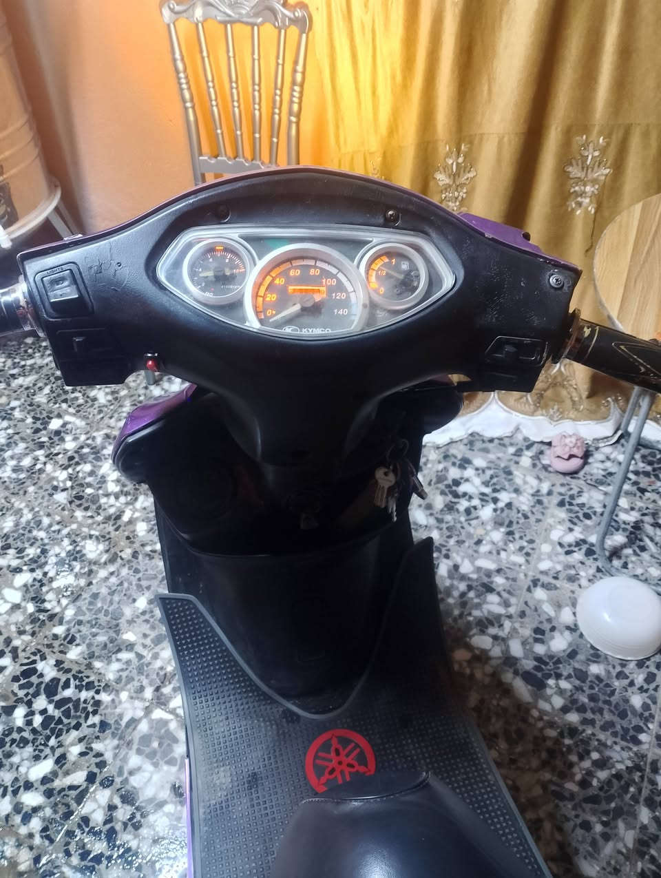 للبيع كامكو مفتوحه مره وحدي كهربايات شغلات سلف. وهندر ***********
