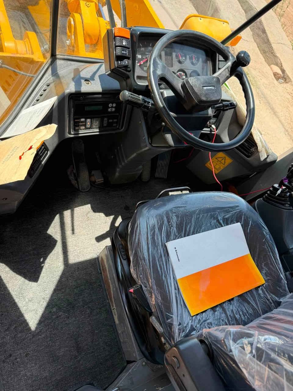 السلام عليكم شفل كاوسكي حجم 65ZV محرك ازوزه دخول جديد مكفول كفالة عامة العنوان واسط الصويرة ***********

