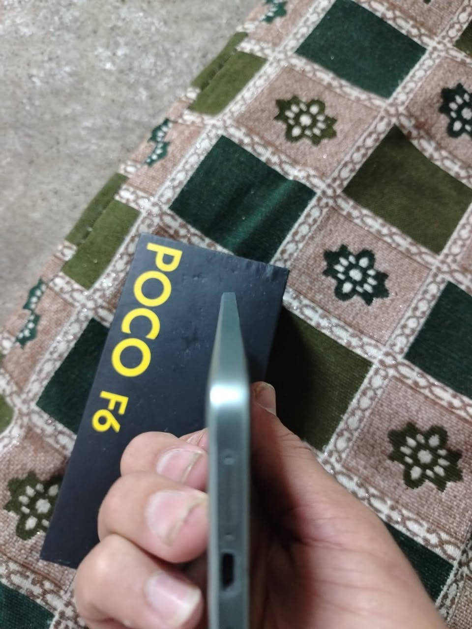سلام عليكم بوكو F6 ذاكره 512 حهاز كلشي ما بي بل العاب كلو يشغل 120فريم جهاي كلشي ما بي فط ال عدسه مال كامره فطر صغير و ما ماثر عل كامرا و الباقي ال تفاصيل بل خاص و الشاشه كلشي ما بيها هاي لزكه


**إذا كنت صاحب هذا الإعلان وتريد حذفه لأي سبب، رجاءا أرسل رسالة إلى الدعم الفني**