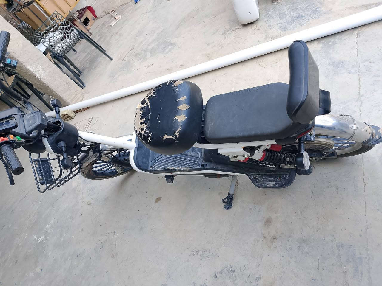 السلام عليكم درجه شحن موديل 2025 بطاريات نظيفات 5 اشاير كلوبات كله شغل بيه نقوصات بصيطه مكاني بغداد ابو  غريب يم  جسر الزيتون السعر 250 وبيها مجال بصيط ‏‪0787 337 4435‬‏
