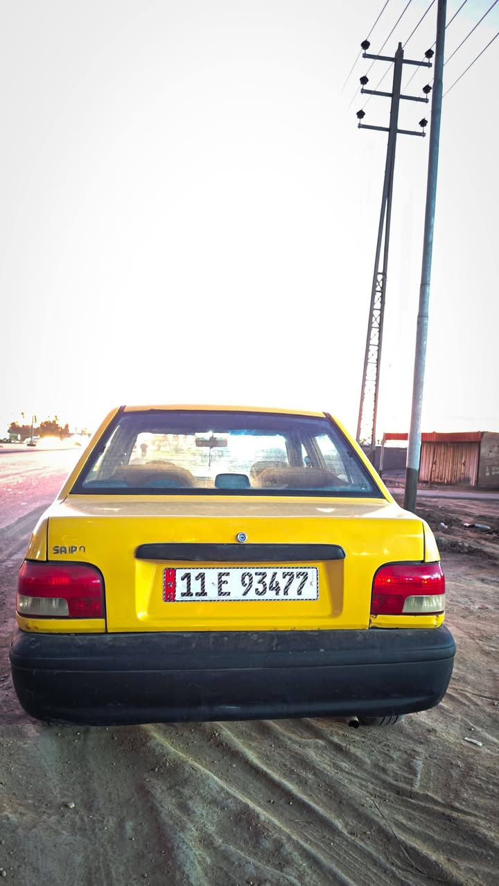 السلام عليكم اخوان سايبة للبيع موديل 2013 رقم انكليزي بغداد بأسمي مصفرة هيئة وغرامات محرك وكير والكهربائيات  مرتبة تخم تاير جديد للبيع أو مراوس سعرها 20 وبيها مجال 
رقم موبايلي : ***********
