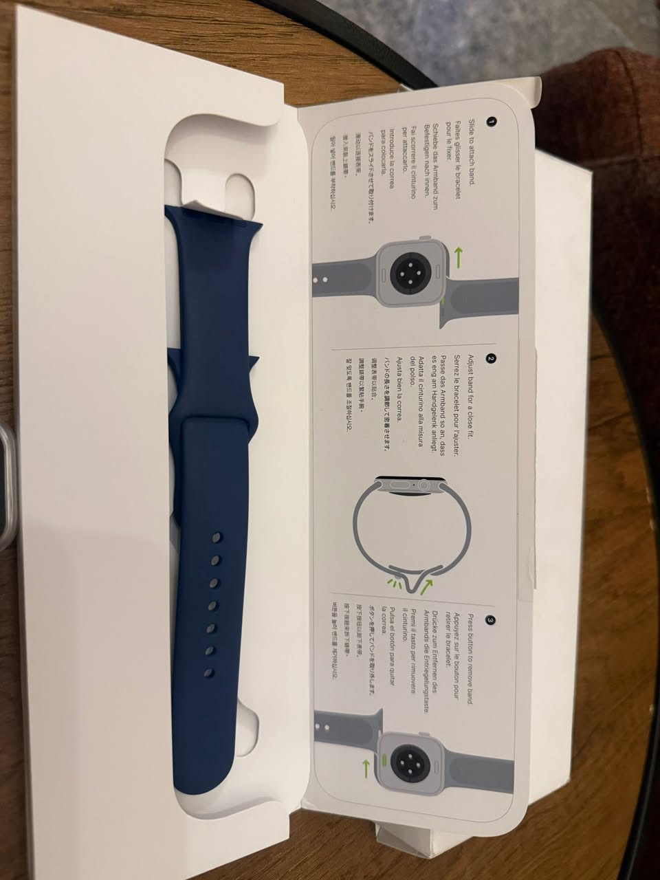 ساعة ابل Apple Watch SE (الجيل الثاني) (GPS حجم 40 بطارية 100‎%‎ الساعة جديدة شخط مابيها ومحدثة اخر تحديث السعر استخدام قليل جداً السعر 200 الف مكاني بغداد الكرادة


**إذا كنت صاحب هذا الإعلان وتريد حذفه لأي سبب، رجاءا أرسل رسالة إلى الدعم الفني**