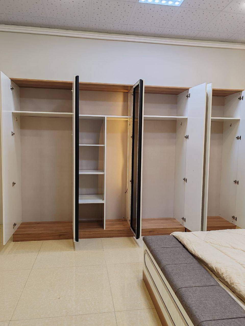 وصول غرفة نوم ميس ابواب 10 قطع معمل اصلي درجة اولى📢

نفس الصورة بالضبط💯
برغي وجوي حديد
سرير جك خزان 
ابواب الوسط المنيوم جام شفاف
انارة لد بالكنتور 
انارة بالكومديات
تقاطيع مميزة 
نرمايد هيدروليك 
سكك ثلاث مراحل  
نقوش درجة اولى ✅
متوفرة بلون كريمي ✅
قياس الكنتور مع الملحق 335سم✅
سرير 180 *200 ✅

 
السعر مليون و 100


**إذا كنت صاحب هذا الإعلان وتريد حذفه لأي سبب، رجاءا أرسل رسالة إلى الدعم الفني**