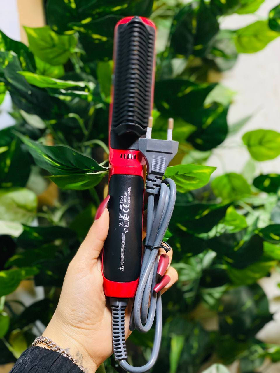 فرشاة حرارية لتمليس الشعر 🔥
تتميز بطلاء سيراميك التورمالين لشعر لامع وناعم. 😍

تستخدم تقنية ThermoProtect لضمان درجة حرارة ثابتة وحماية الشعر من الحرارة الزائدة. 
تحتوي على 5 مستويات لدرجة الحرارة (170 درجة مئوية و 230 درجة مئوية). ✔️

تصميم ثلاثي الشعيرات لفك تشابك الشعر بلطف وحماية فروة الرأس من الحرارة.👌

يوجد توصيل جميع المحافظات العراق


**إذا كنت صاحب هذا الإعلان وتريد حذفه لأي سبب، رجاءا أرسل رسالة إلى الدعم الفني**