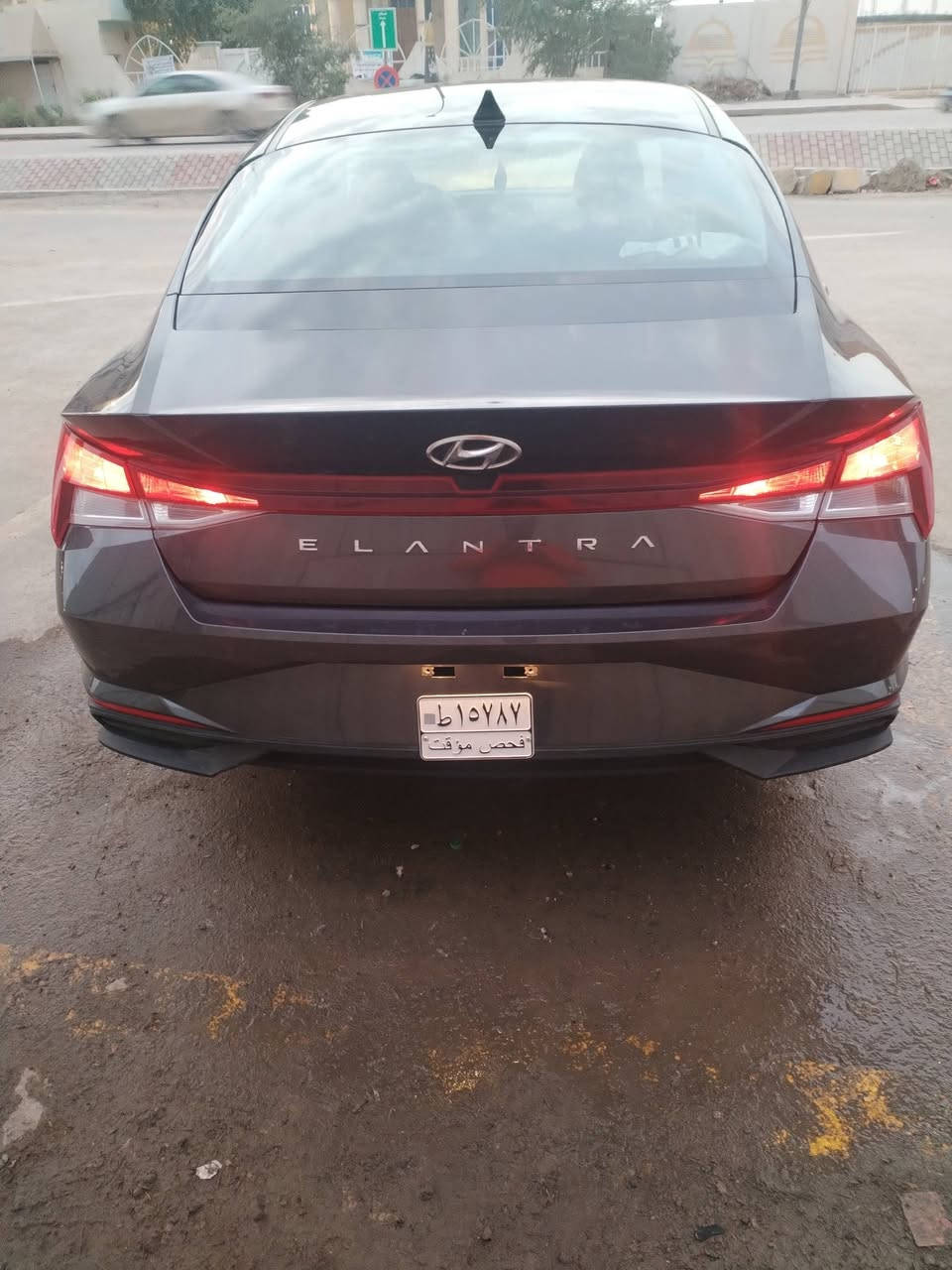 السلام عليكم النترا موديل 2023 سياره وارد اميريكي السياره حادثه بنيد وجاملغ اقل الشبر مصلح بارد سياره نضيفه حيل سياره نص فول بصمه عنوان حله مركز المدينه هذه رقمي ***********
