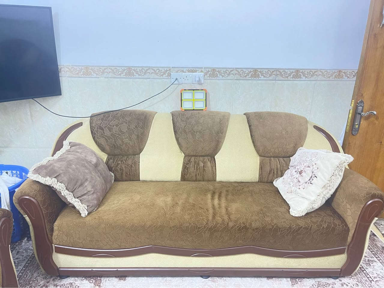 للبيع تخم تركي مابي عيب  قليل مستعمل عشر مقاعد السعر 300وبي مجال خناقين, ديالى


**إذا كنت صاحب هذا الإعلان وتريد حذفه لأي سبب، رجاءا أرسل رسالة إلى الدعم الفني**